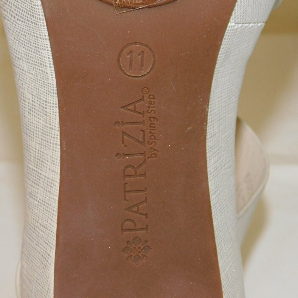 Elegant Cream Women's Heels - Picture 11 of 11